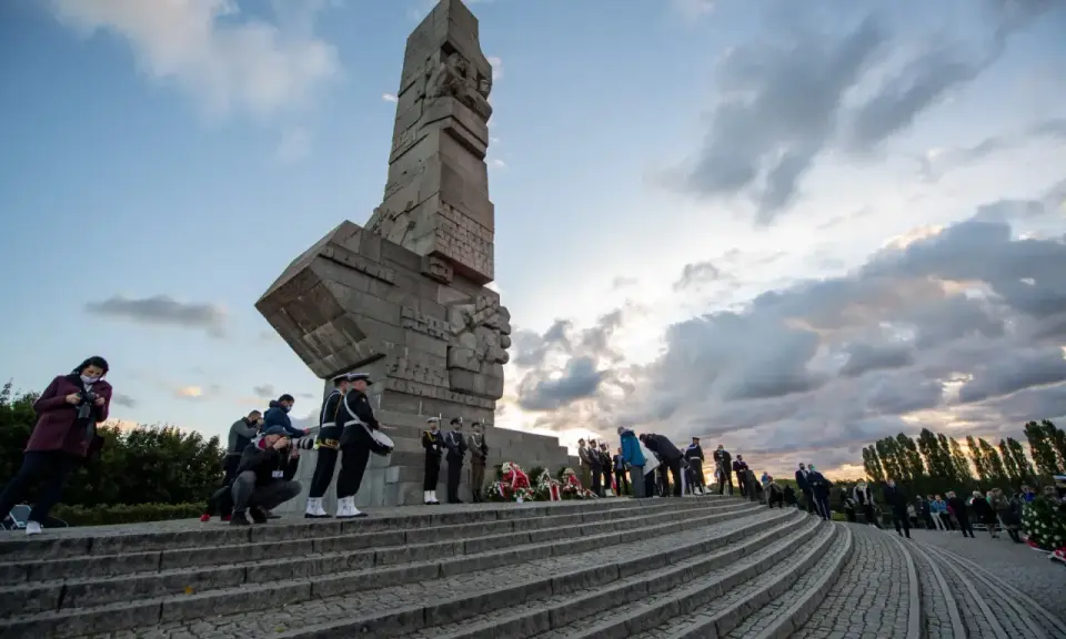 Uroczystość przy Pomniku Obrońców Wybrzeża. Gdzie jest Westerplatte? Tu, gdzie historia Polski trwa.
